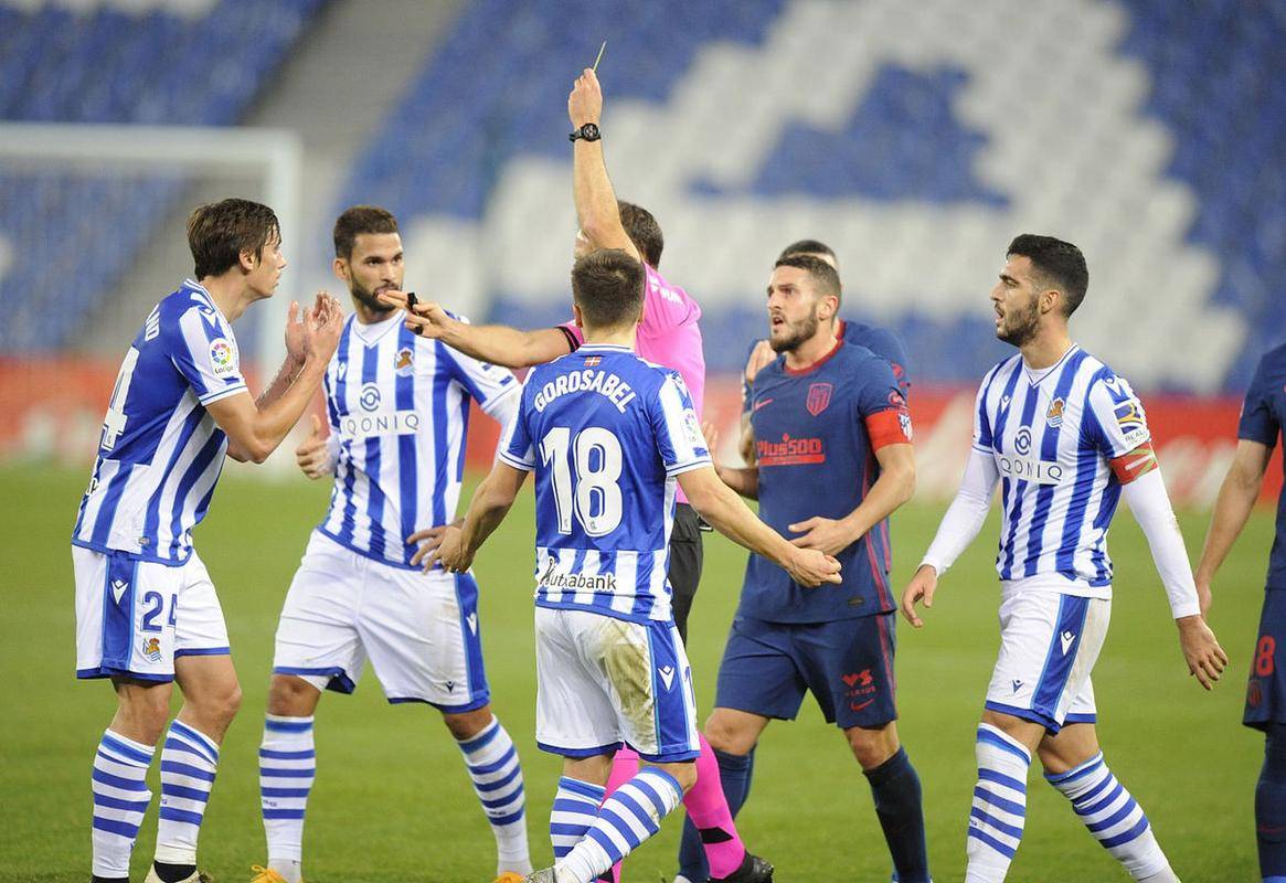 塞维利亚客场险胜,展现出强大的客场作战能力 塞维利亚客场险胜,展现出强大的客场作战能力