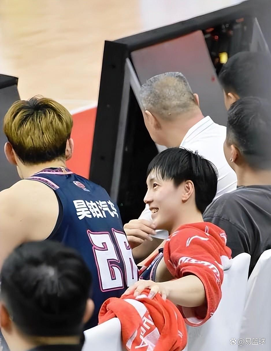 关于广东宏远不敌新疆队告负,遭遇三连败的信息 关于广东宏远不敌新疆队告负,遭遇三连败的信息