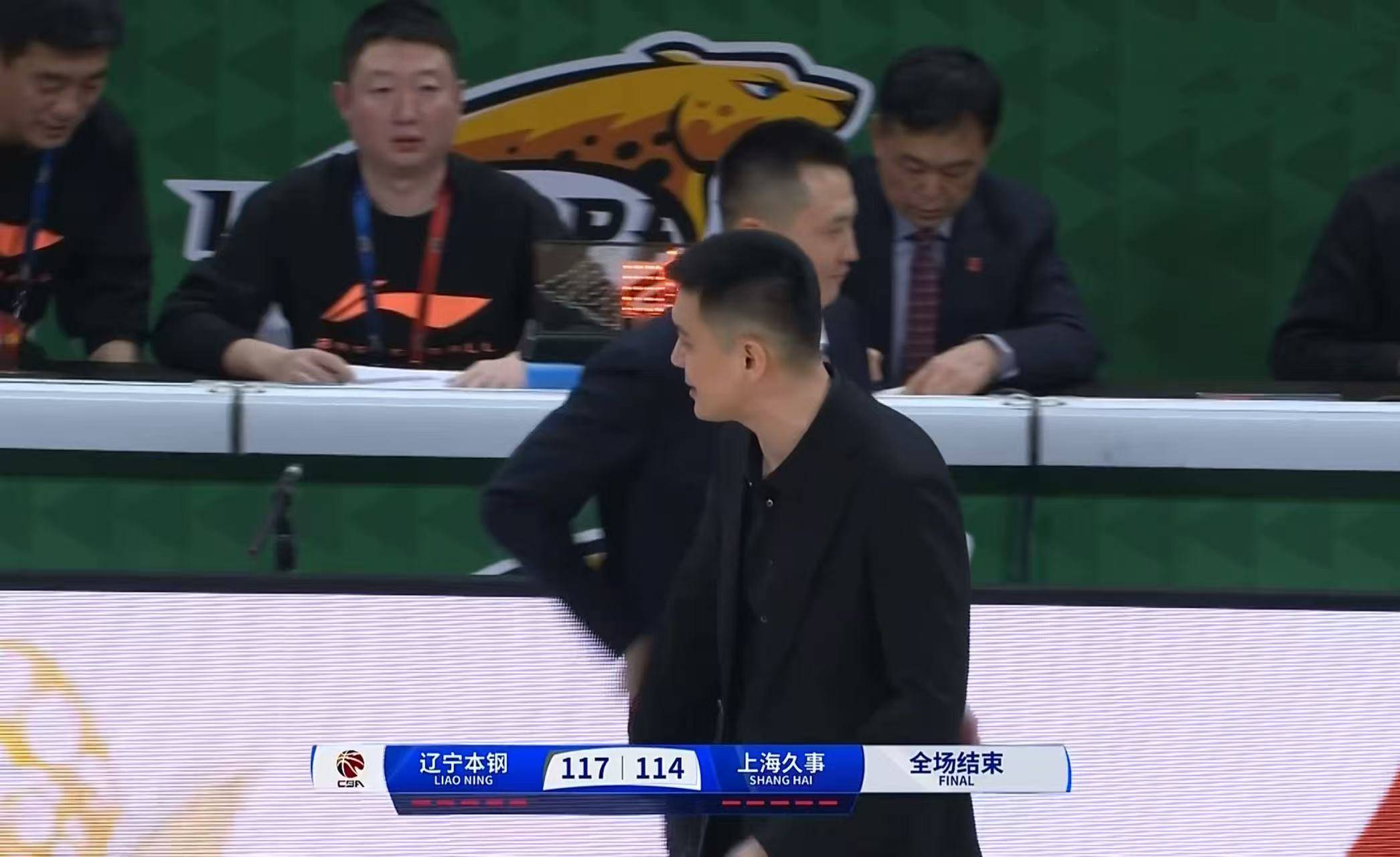 夏洛特主场逆转,终结对手连胜纪录 夏洛特主场逆转,终结对手连胜纪录