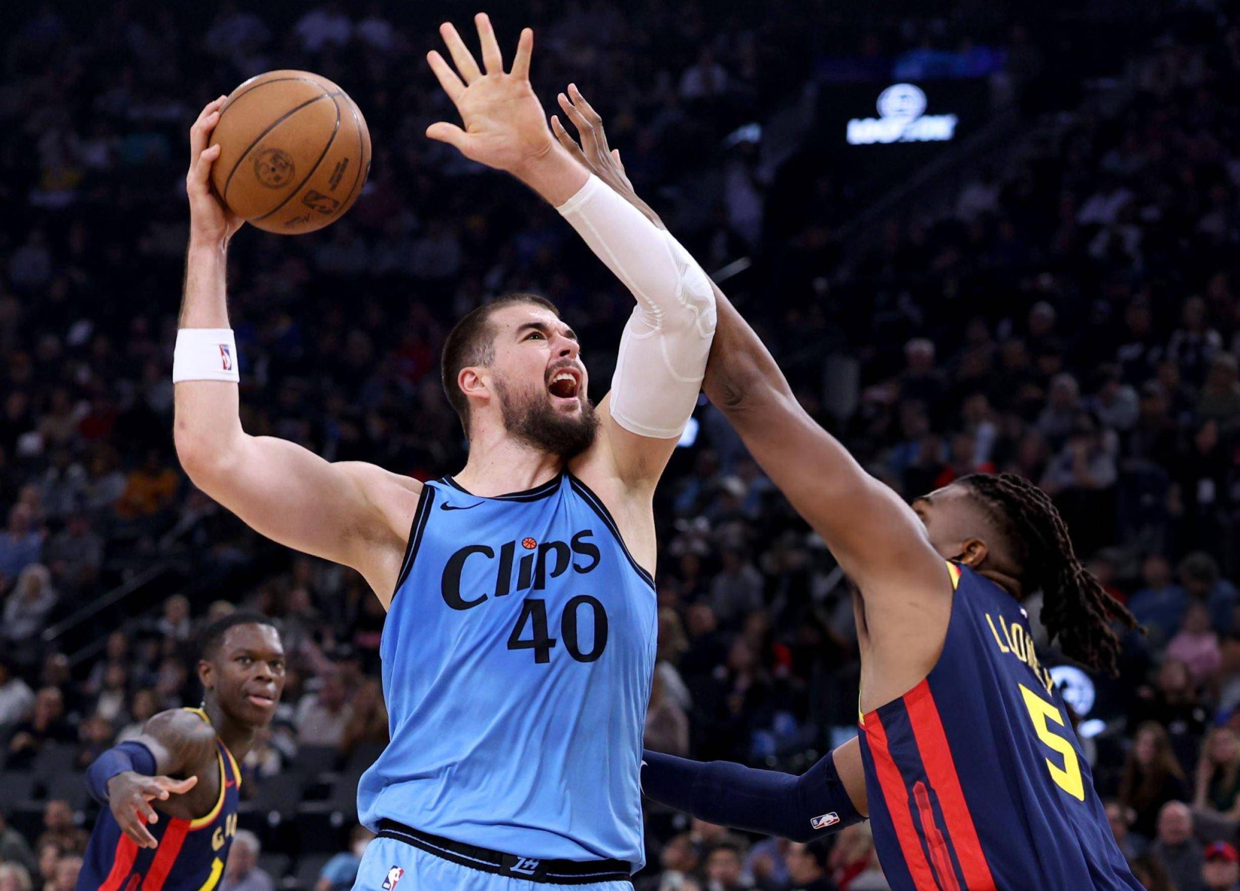 勇士客场擒下鹈鹕，取得两连胜