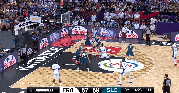 包含“热火再胜老鹰”——近期NBA比赛动态的词条