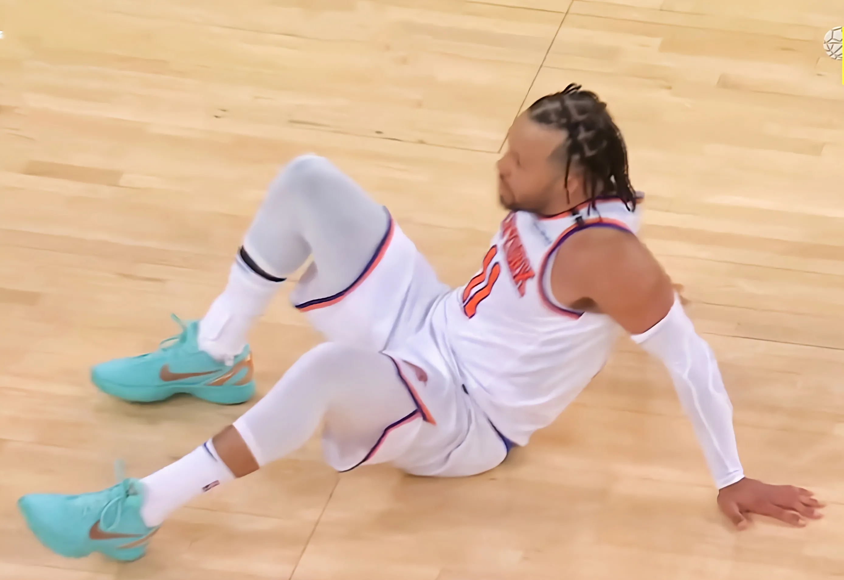 活塞不敌尼克斯,遭遇四连败 活塞不敌尼克斯,遭遇四连败