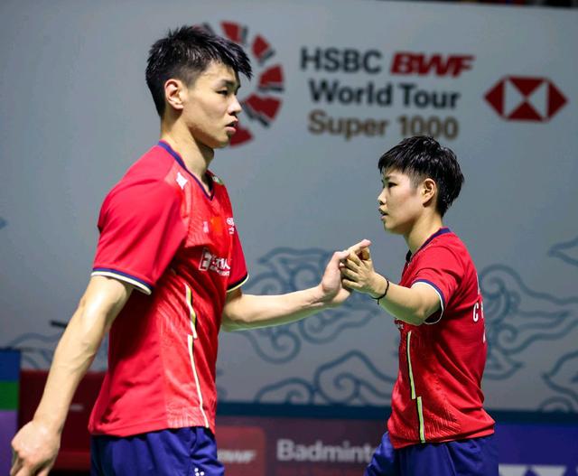 印尼队力克印度队，黄鸭组合扛起全队的简单介绍